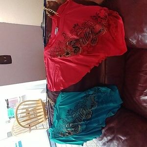 2 Southpole tops with chains